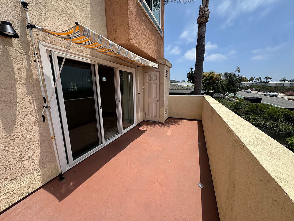 Private front patio