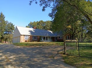 4125 Seymour Lake Rd, Oxford, MI 48371