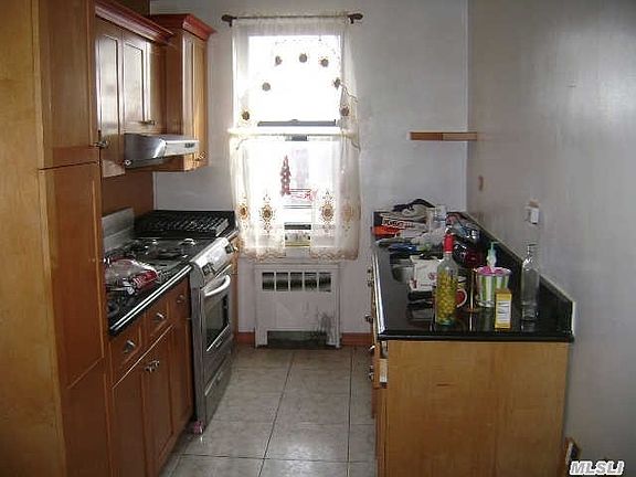 2nd image of 745 E 231st St APT 6F