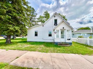 116 6th St E, Ashland, WI 54806