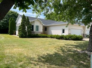 620 Obrien Pkwy, Belle Plaine, MN 56011