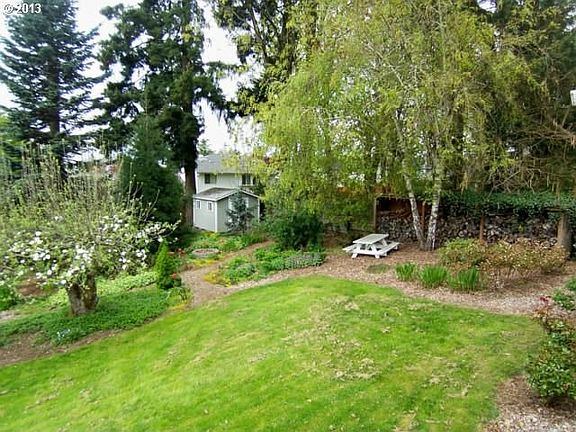 4th image of 8912 NE 30th Ave