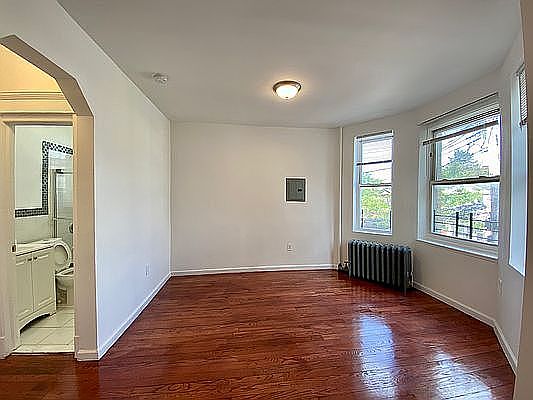 3rd image of 86-48 125th St #2R