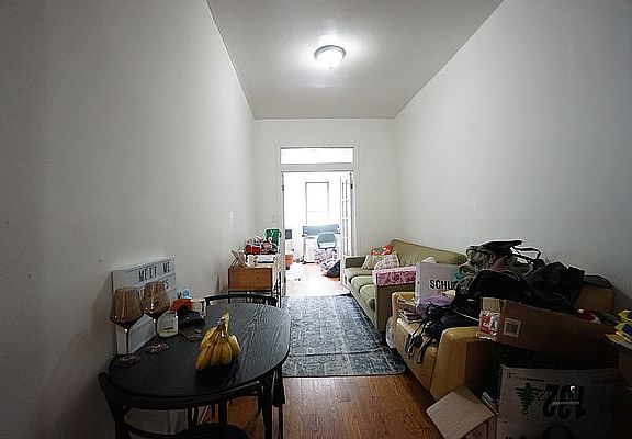 2nd image of 319 Jefferson St APT 3L