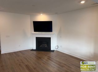 44 Mardale Ln, Greenville, SC 29609