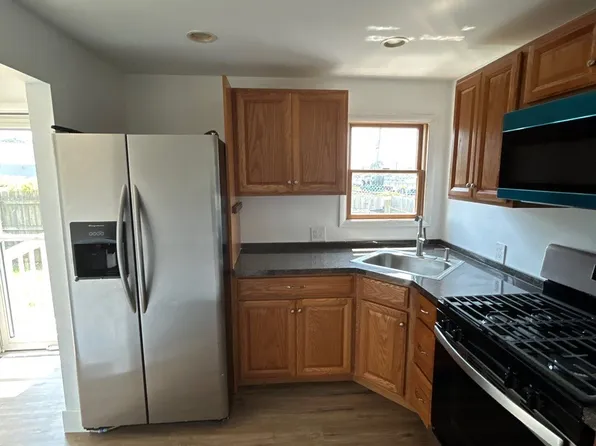 6696 Washington Ave, Egg Harbor Township, NJ 08234