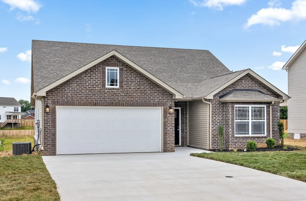 1360 Harmon Lane - 1 — Photo 2