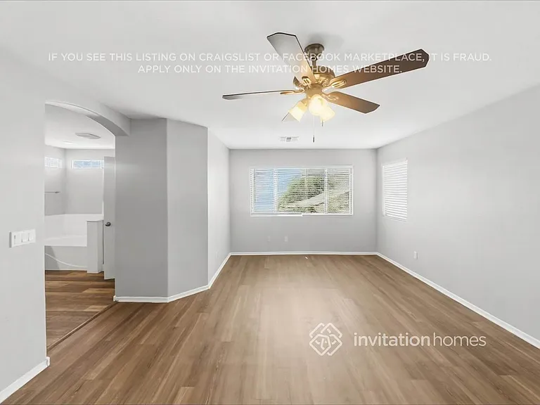 25541 W Pioneer St — Photo 10