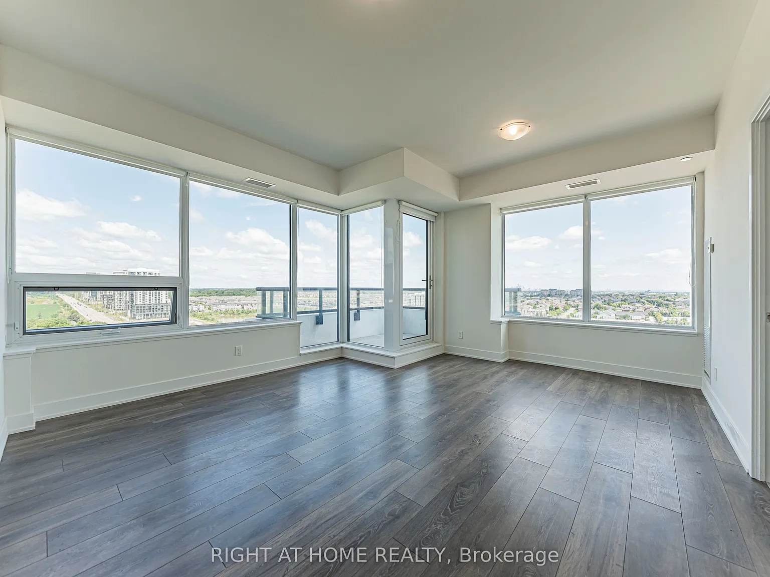 2 bed, $3,000 — Photo 1