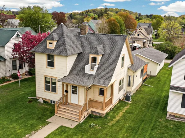 1231 Church Ave, Saint Charles, MN 55972
