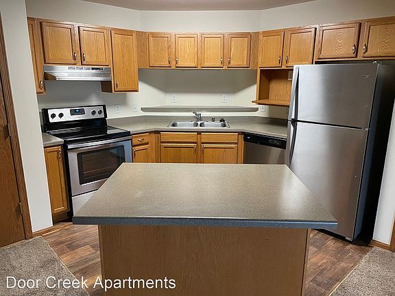 4th image of 931 Harrington Dr APT 303