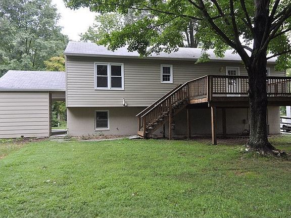 3rd image of 11 Leyton Ct
