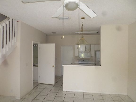 4th image of 2285 Salerno Cir