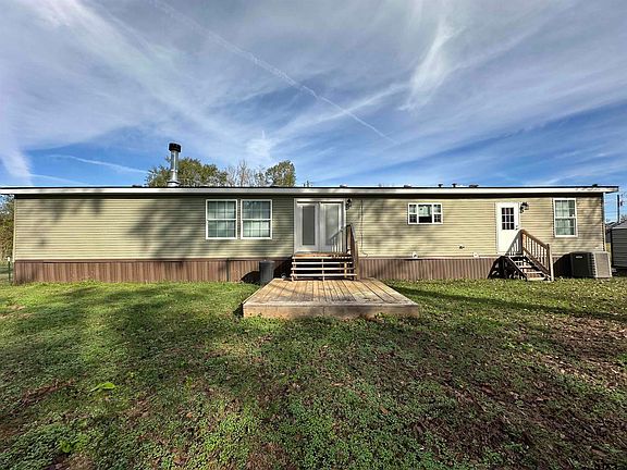 4th image of 258 Woodhue Dr