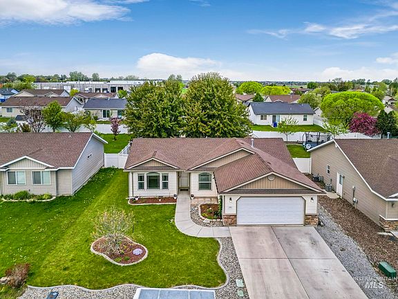 5th image of 592 Picabo Dr