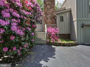 901 Tulip Tree Dr, Lebanon, PA 17042