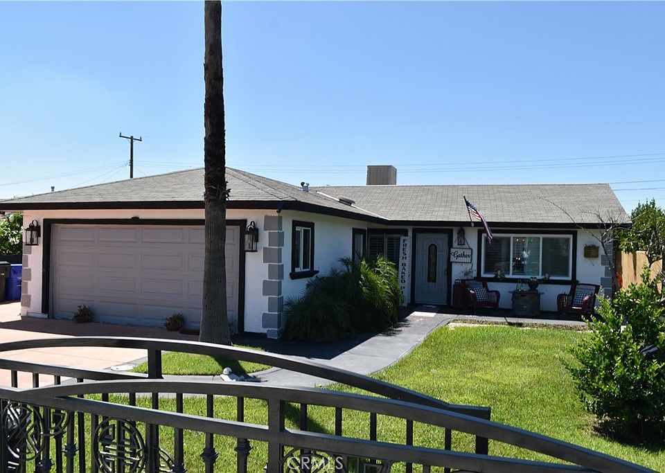 1st image of 6698 Almeria St