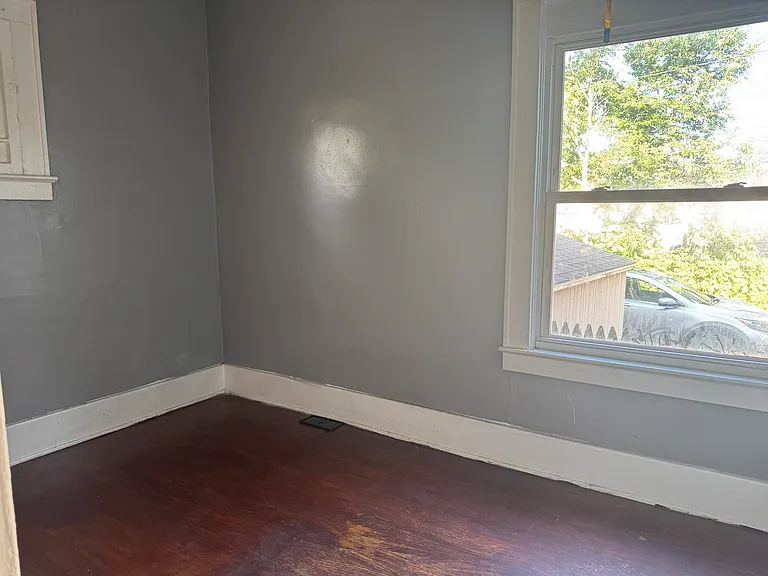 386 Ridgeway Ave #4 — Photo 8