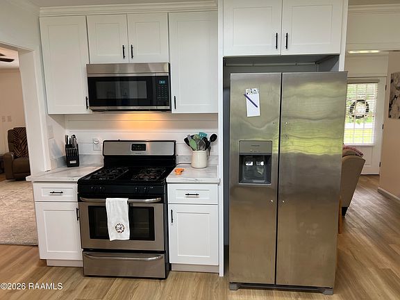 3rd image of 104 William Dr