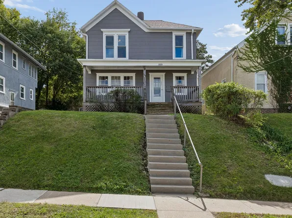 3321 Davenport St, Omaha, NE 68131