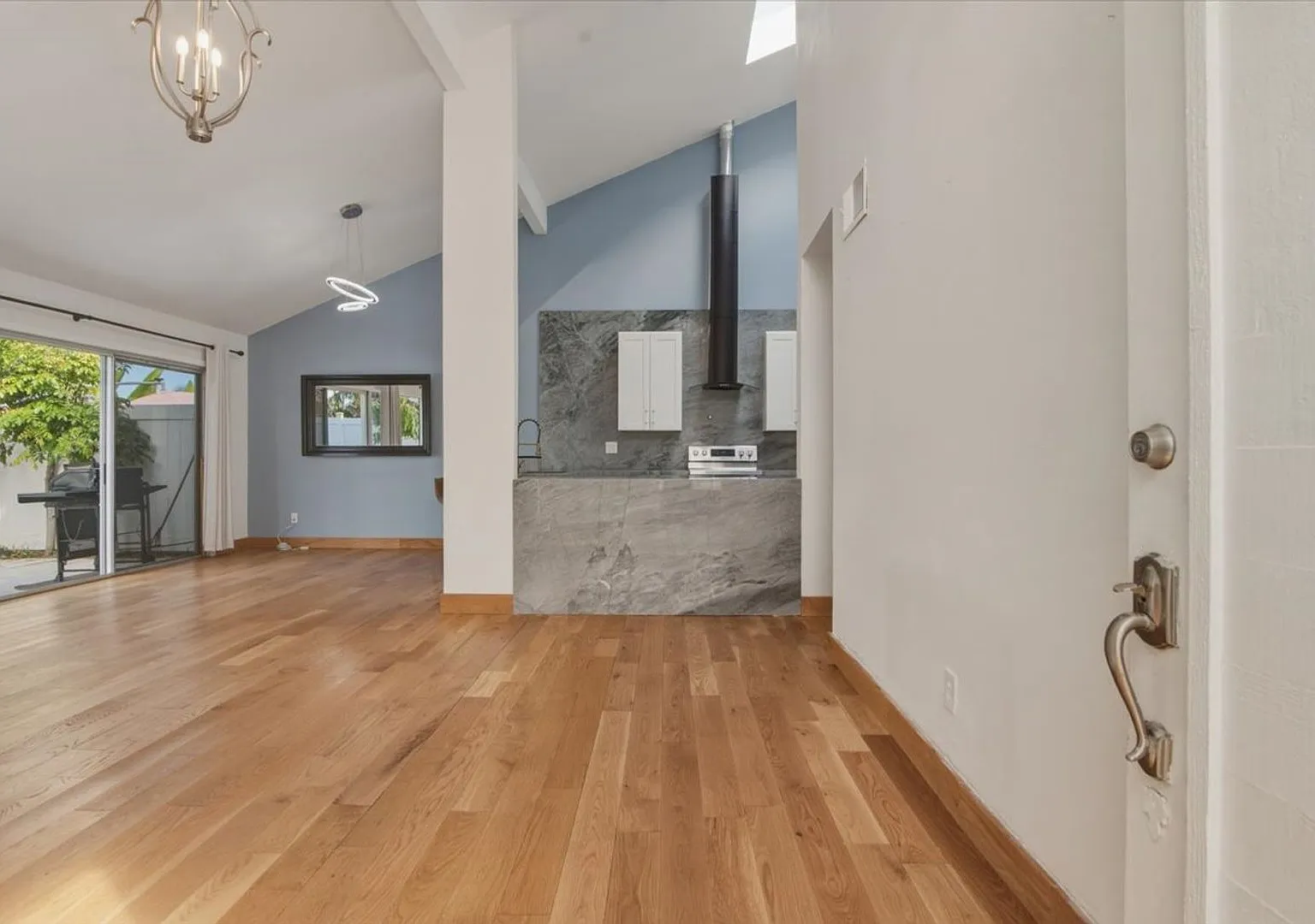 Southwest Carlsbad Home | Private Yard, Flexible Bonus Room & Minutes to the Beach — Photo 2
