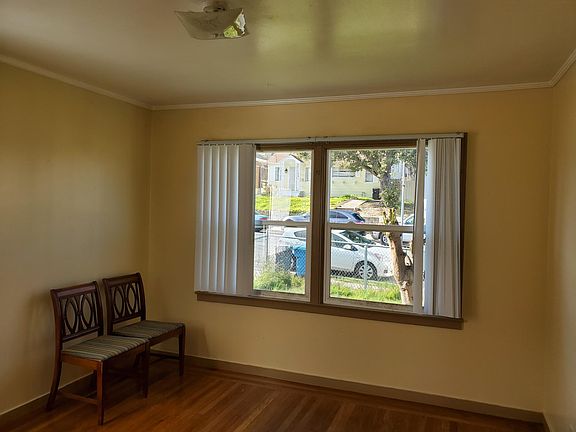 3rd image of 156 San Luis Ave