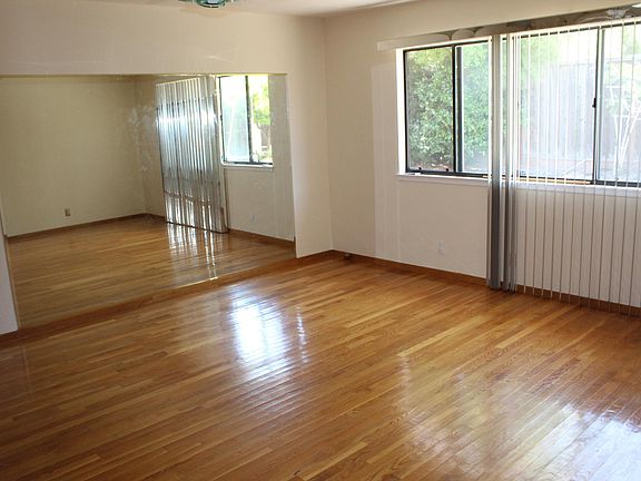 4th image of 6136 W Walbrook Dr