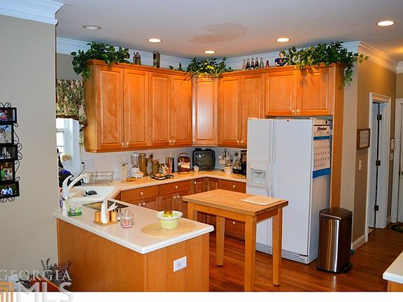 5th image of 4905 Crape Myrtle Dr