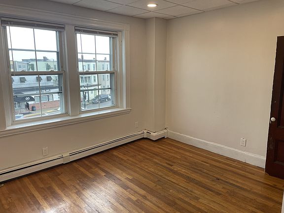 5th image of 972-974 Saratoga St #4