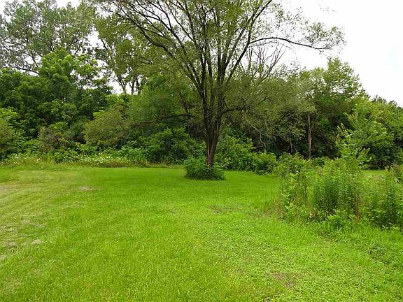 3rd image of 1526 Willard Ave