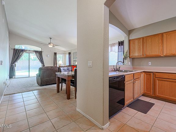 4th image of 18116 N CATHERINE Drive