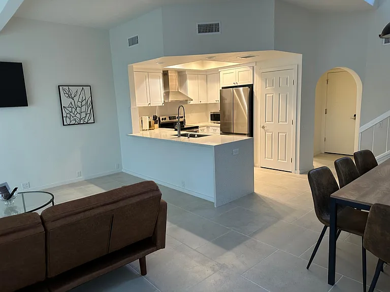 49073 Mariposa Dr — Photo 12