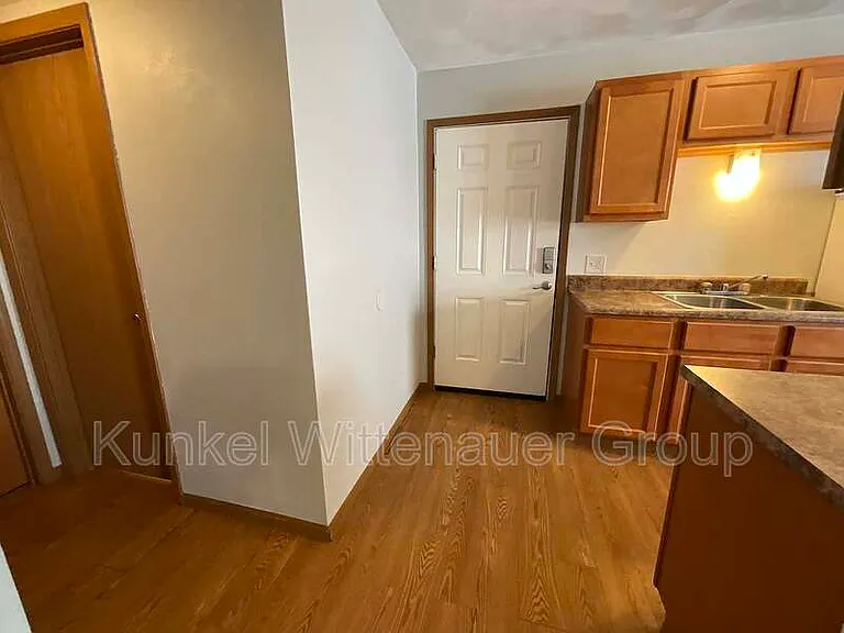 1808-4 Jamestown Rd — Photo 5