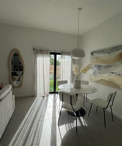 2526 Pierce St #4 — Photo 3