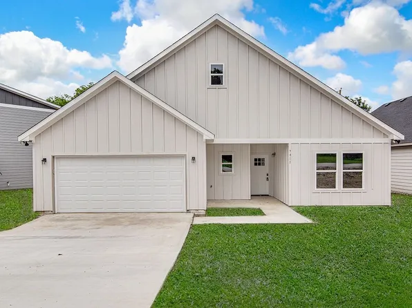 7813 Ella Young Dr, Fort Worth, TX 76135