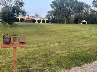 2705 Little Soap Rd, Bloomfield, IA 52537