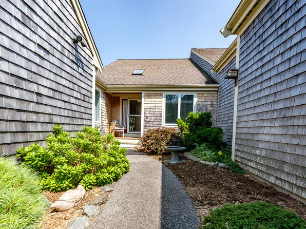 30 Forest Gate #I, Yarmouth Port, MA 02675