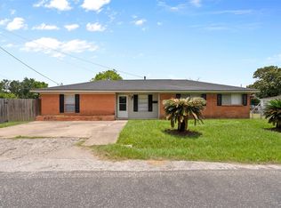 815 Rugeley St, Bay City, TX 77414
