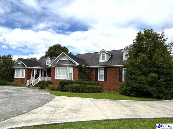 626 Camelot Rd, Lake City, SC 29560