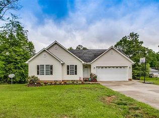 2156 Machala Dr, Randleman, NC 27317