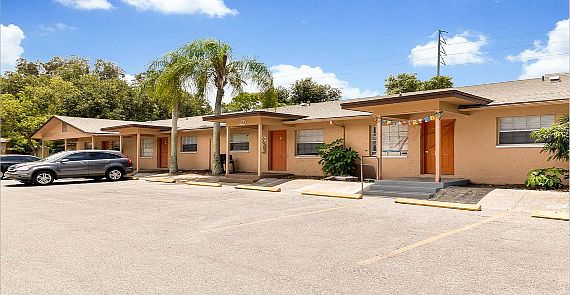 1st image of 1113 Tuskawilla Dr APT 7