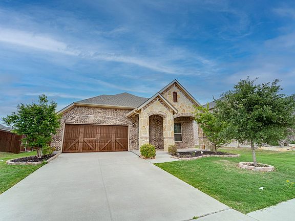 2nd image of 5613 Bottiglia Way