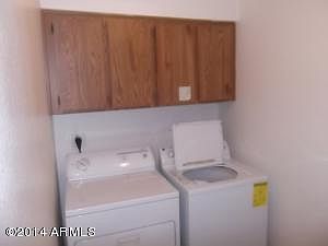 5th image of 2524 E Robert E Lee St