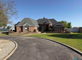 811 Painted Pony Ln, Artesia, NM 88210