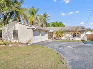 1081 Lake Weldona Dr, Orlando, FL 32806