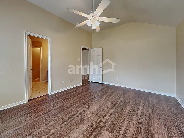 5602 Darby Square Trl — Photo 12