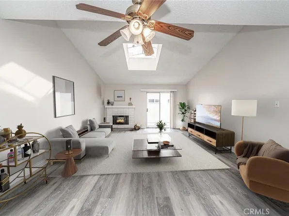 415 Violet Ave Unit J, Monrovia, CA 91016