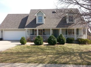 1908 Valley Vw, Pleasant Hill, MO 64080