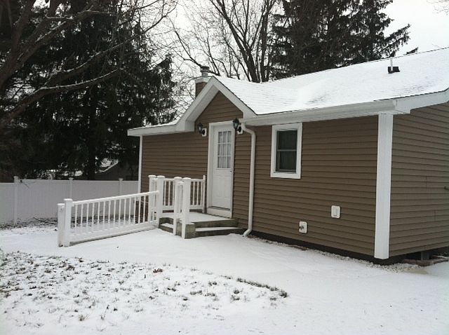 2nd image of 24 Lakeview Rd