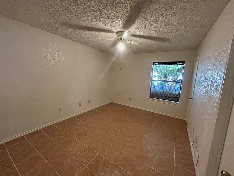5110 Colonel Travis St — Photo 7